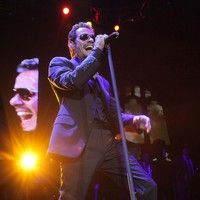 Marc Anthony performing live at the American Airlines Arena photos | Picture 79085